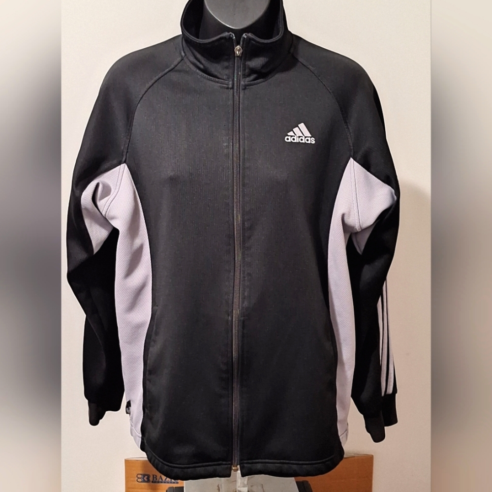 Adidas through 24 size small black and white unisex